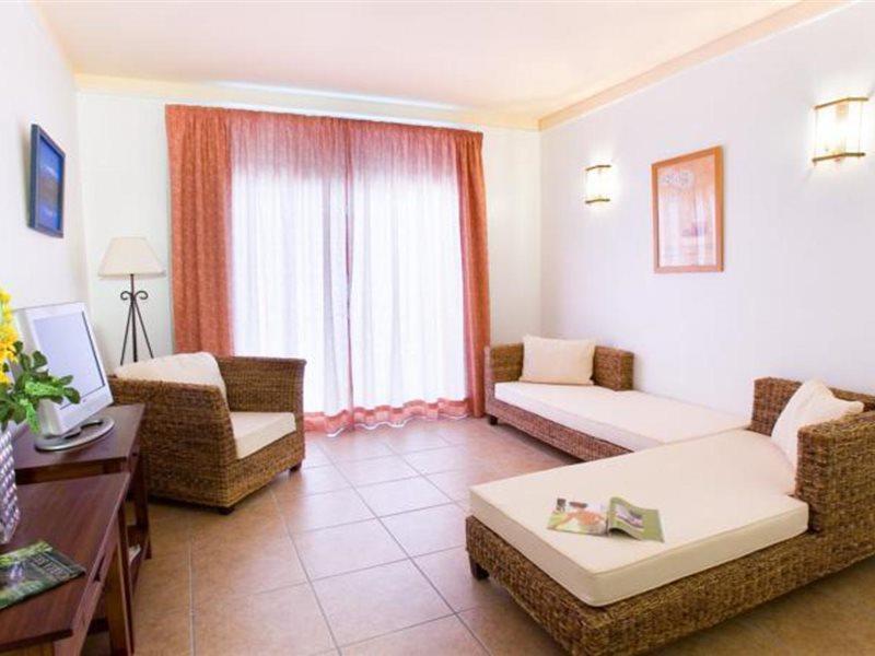 Aguamarina Golf Apartments กอล์ฟเดลซูร์ ภายนอก รูปภาพ
