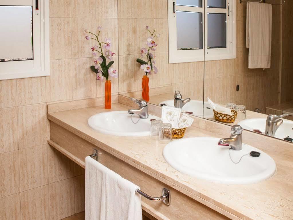 Aguamarina Golf Apartments กอล์ฟเดลซูร์ ภายนอก รูปภาพ